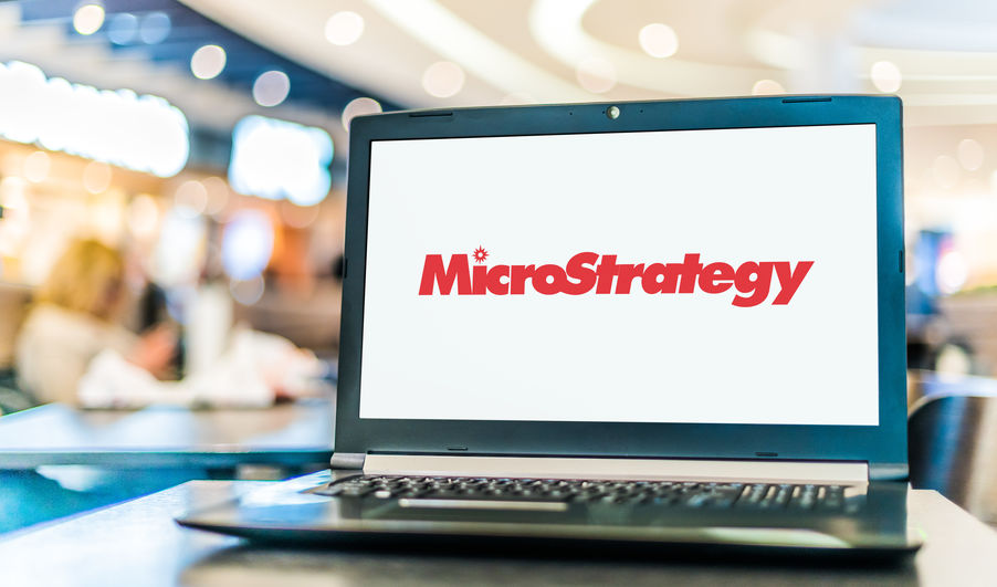 MicroStrategy_165858785_s.jpg