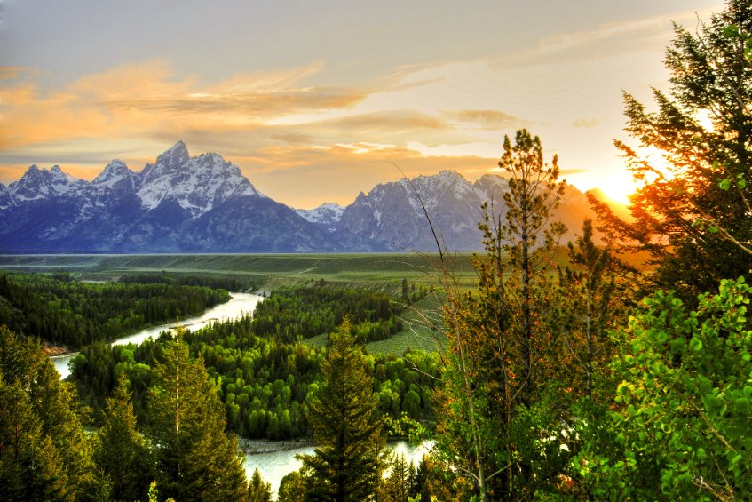 JacksonHole_8367014_s.jpg