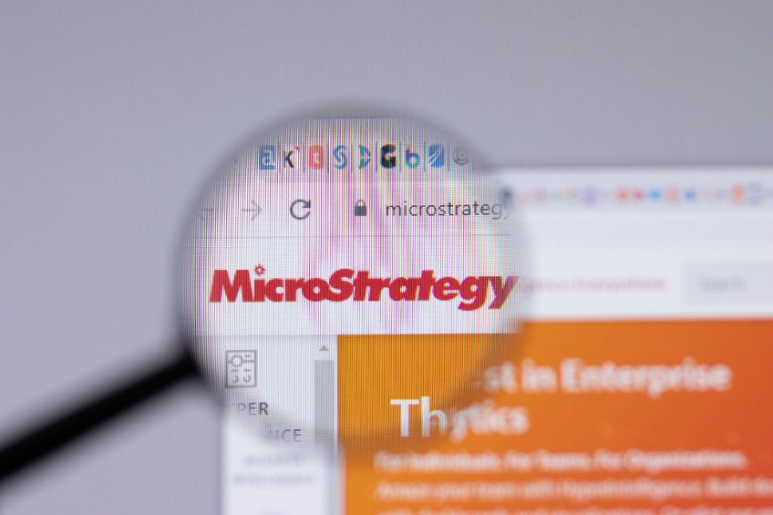 MicroStrategy_168056075_s.jpg