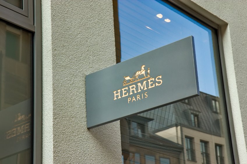 hermes_151593167_s.jpg