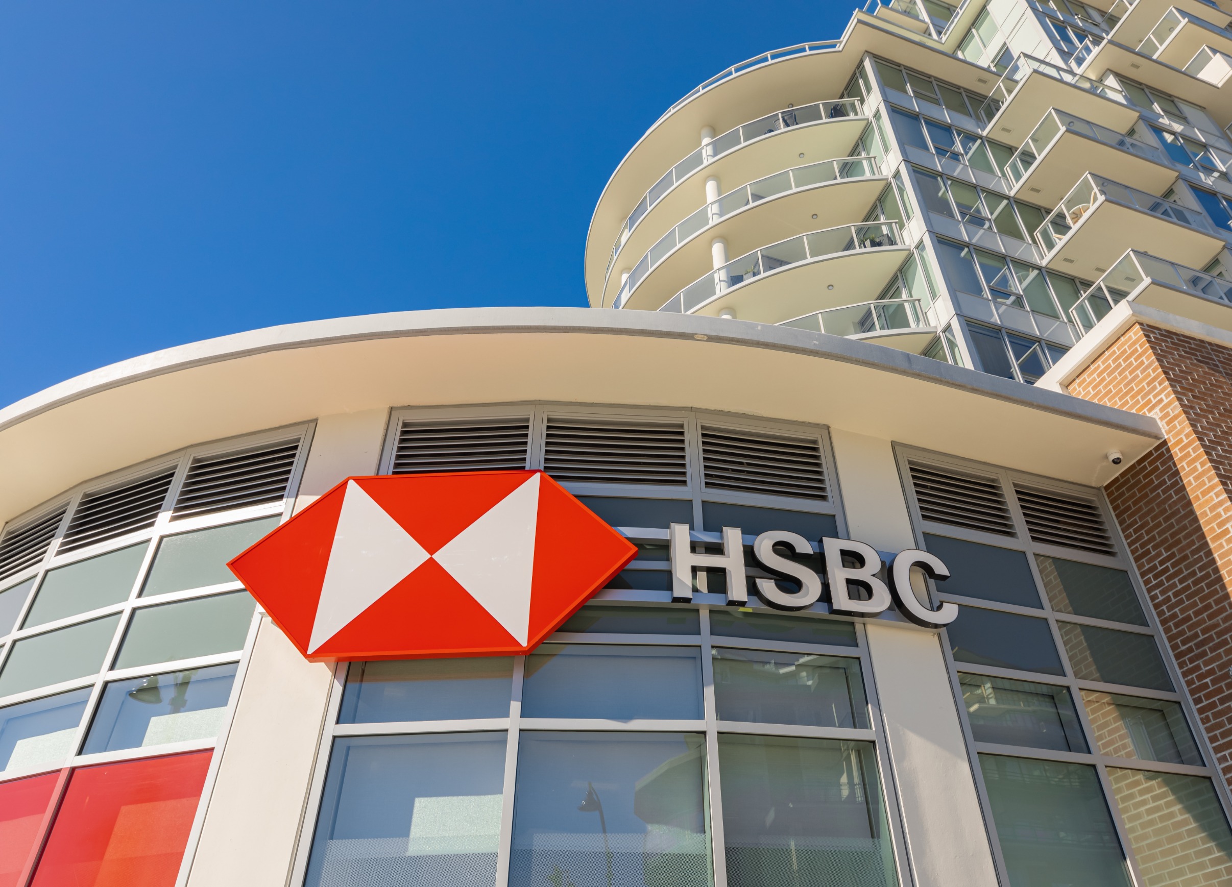 hsbc_183376110_m_normal_none.jpg